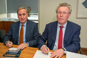 Contract voor vernieuwing provinciale huisvesting getekend