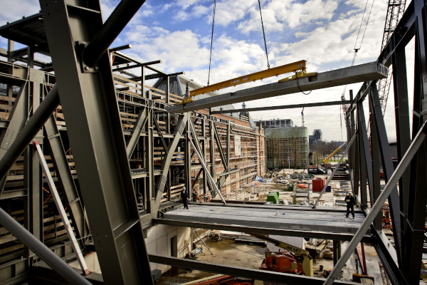 Amsterdam biedt gratis omscholing voor baan in bouw